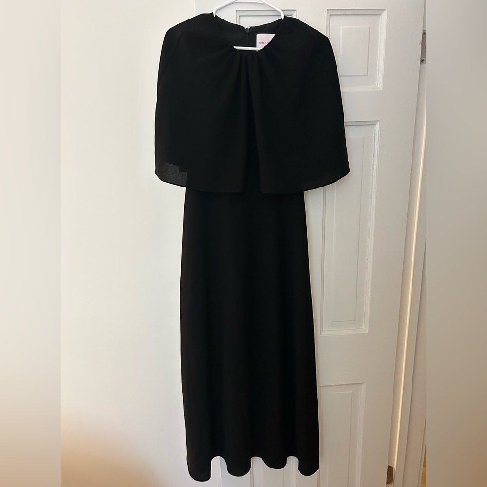 Carolina Herrera gown. Fits size 2/4